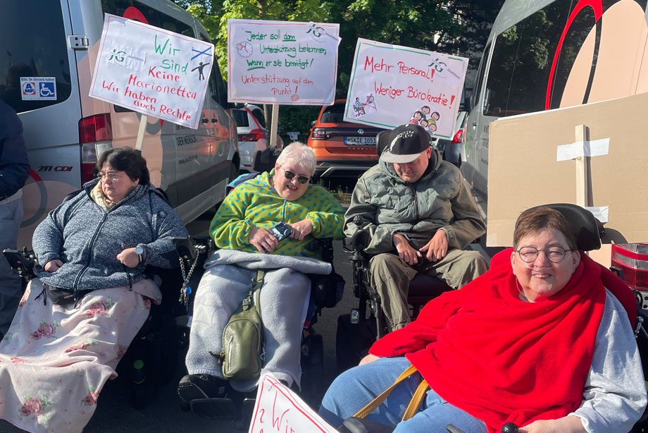 Protestmarsch für Menschen mit Behinderung in Meschede